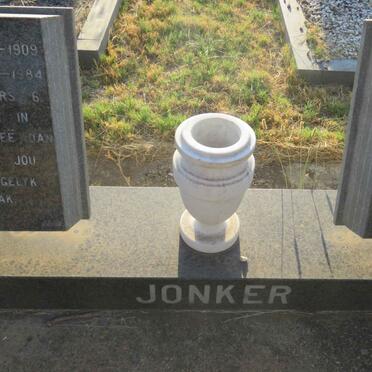 JONKER Johannes Petrus 1909-1984 &amp; Elizabeth 1915-1992