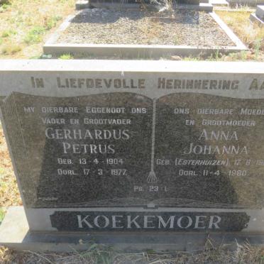 KOEKEMOER Gerhardus Petrus 1904-1977 &amp; Anna Johanna ESTERHUIZEN 1906-1980