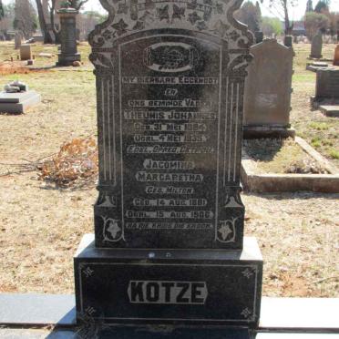 KOTZE Theunis Johannes 1884-1935 &amp; Jacomina Margaretha MILTON 1881-1966
