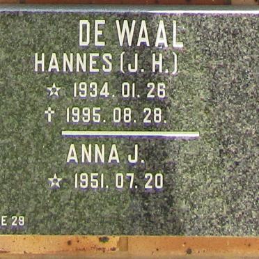 WAAL J.H., de 1934-1995 &amp; Anna J. 1951-