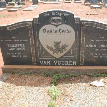 VUUREN Philippus Jacobus, van 1903-1963 &amp; Anna Johanna STOLS 1902-1984