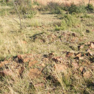 North West, KLERKSDORP district, Buffelsdoorn 389, farm cemetery