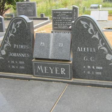 MEYER Petrus Johannes 1909-1986 &amp; Aletta G.C. 1908-1995