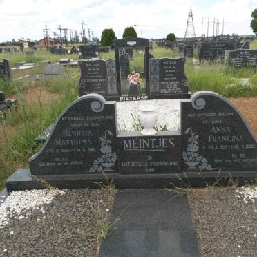MEINTJES Hendrik Matthews 1899-1986 &amp; Anna Francina 1907-1993