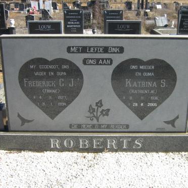 ROBERTS Frederick C.J. 1927-1994 &amp; Katrina S. 1936-2005