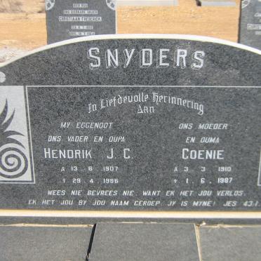 SNYDERS Hendrik J.C. 1907-1986 &amp; Coenie 1910-1987