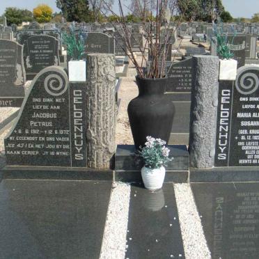 GELDENHUYS Jacobus Petrus 1912-1972 &amp; Maria Aletta Susanna KRUGER 1923-2009