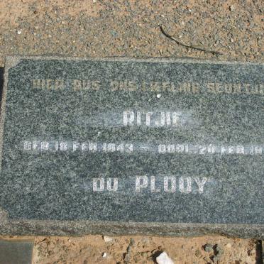PLOOY Ritjie, du 1943-1943