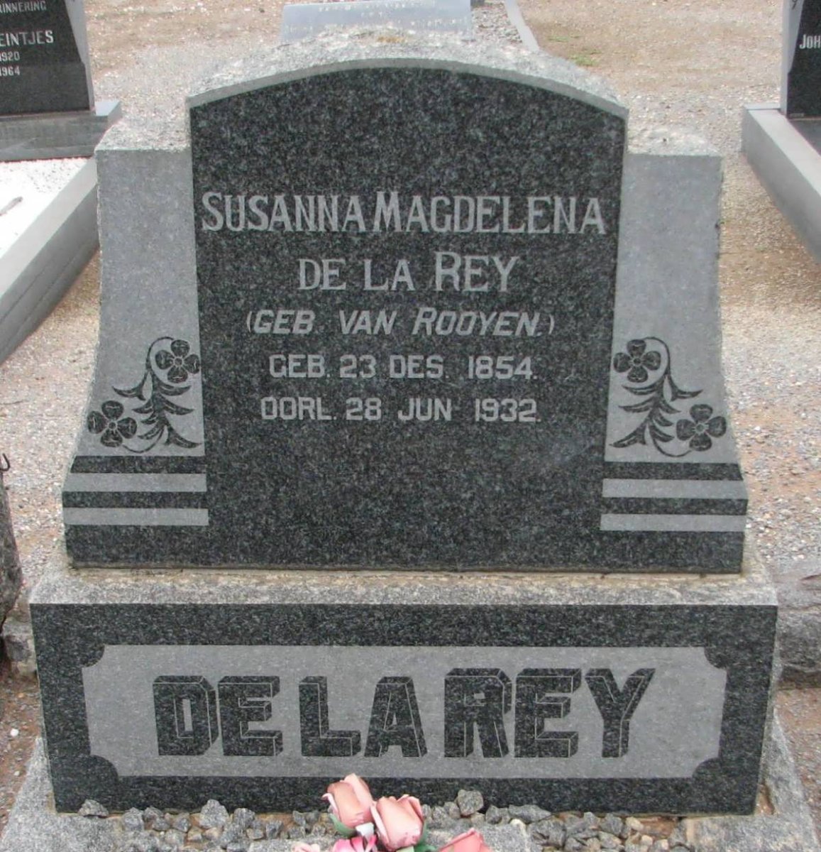 REY Susanna Magdelena, de la nee VAN ROOYEN 1854-1932