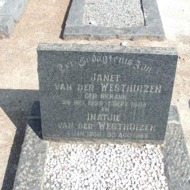 WESTHUIZEN Janet, van der, nee NIEMANN 1938-19?3 :: VAN DER WESTHUIZEN Inatjie 1968-1968