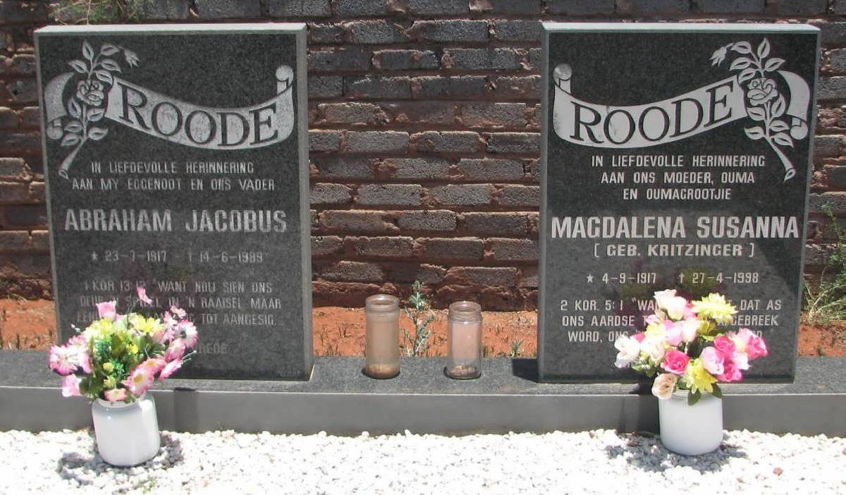 ROODE Abraham Jacobus 1917-1989 &amp; Magdalena Susanna KRITZINGER 1917-1998