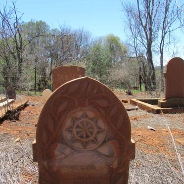 North West, MARICO district, Bronkhorstfontein 312, Oberholzerskloof, farm cemetery