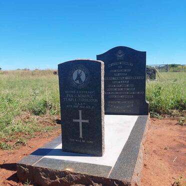 North West, MARICO district, Riekersdam 109, Kalcic Boerdery, farm cemetery