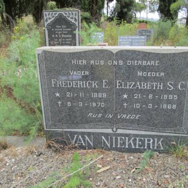 NIEKERK Frederick E., van 1889-1970 &amp; Elizabeth S.C. 1895-1968