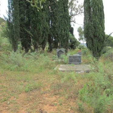 North West, POTCHEFSTROOM district, Witkop 475 IQ, farm cemetery_3