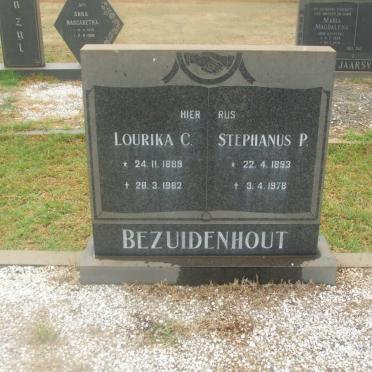 BEZUIDENHOUT Stephanus P. 1893-1978 &amp; Lourika C. 1889-1982