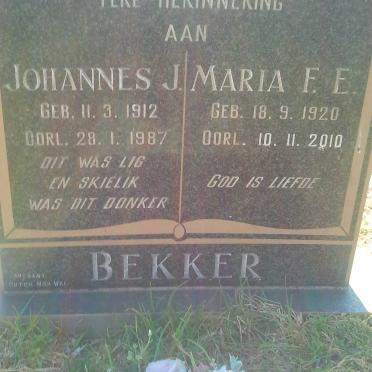 BEKKER Johannes J. 1912-1987 &amp; Maria F.E. 1920-2010