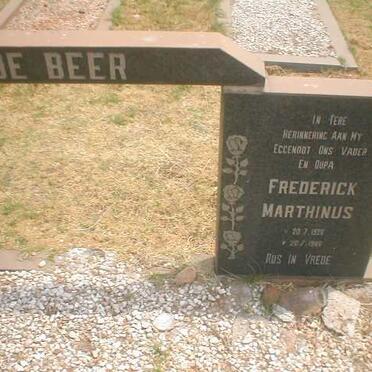 BEER Frederick Marthinus, de 1926-1986