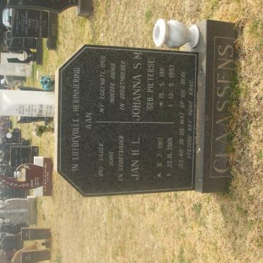 CLAASSENS Jan Hendrik Lodewicus 1912-2005 &amp; Johanna Susanna Magdalena PIETERSE 1911-1993