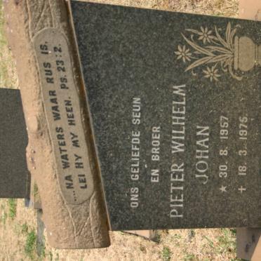 COETZER Pieter Wilhelm Johan 1957-1975