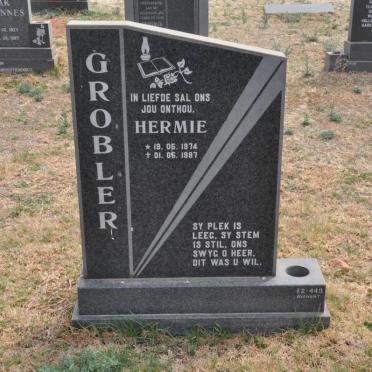 GROBLER Hermie 1974-1997