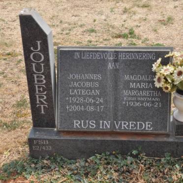 JOUBERT Johannes Jacobus Lategan 1928-2004 Magdalena Maria Margaretha SNYMAN 1936-