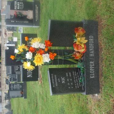 KLOPPER Nic 1952-2006