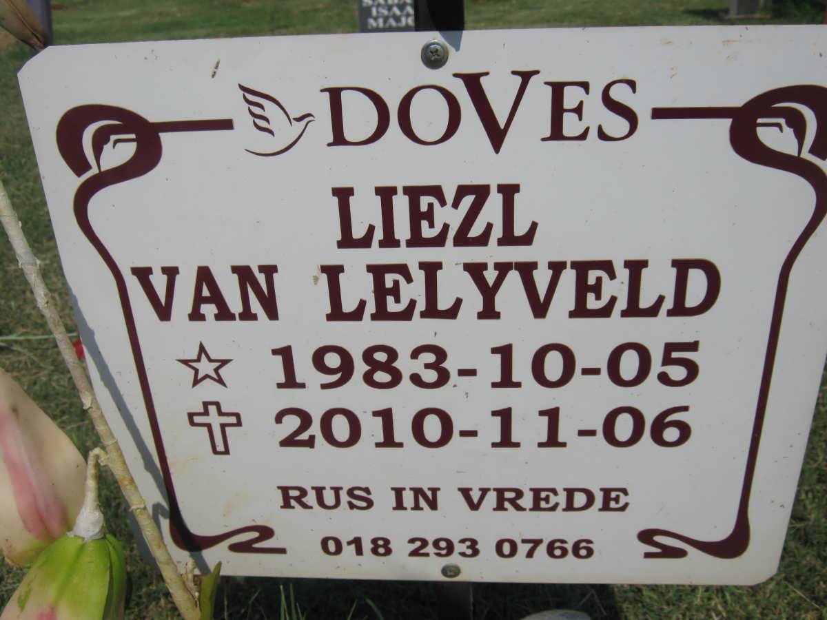 LELYVELD Liezl, van 1983-2010