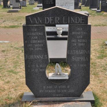 LINDE Johannes, van der 1930-1991 &amp; Catharina Sophia 1936-
