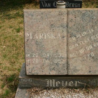 MEYER Mariska 1992-1992