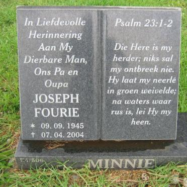 MINNIE Joseph Fourie 1945-2004