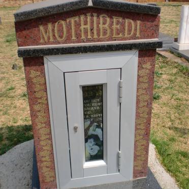 MOTHIBEDI Leboga Ng 2004-2006