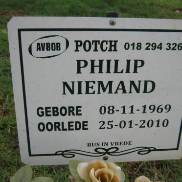 NIEMAND Philip 1969-2010