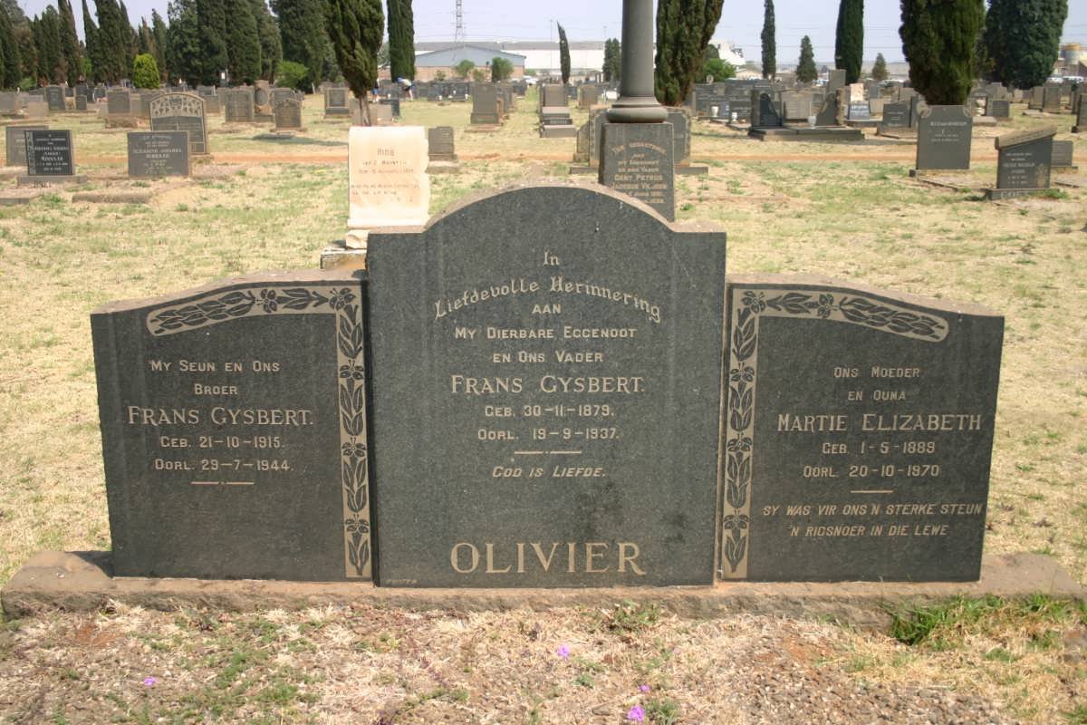 OLIVIER Frans Gysbert 1879-1937 &amp; Martie Elizabeth COETZEE 1889-1970 :: OLIVIER Frans Gysbert 1915-1944