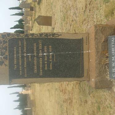 OOSTHUIZEN Gerhardus Jacobus 1880-1928 :: DE BEER C.H.W.M. nee OOSTHUIZEN 1914-2005