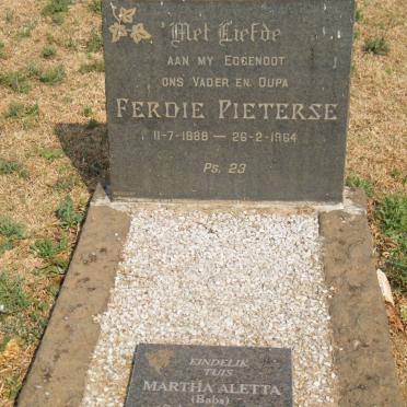 PIETERSE Ferdie 1888-1964 :: ? Martha Aletta nee PIETERSE 1929-2003