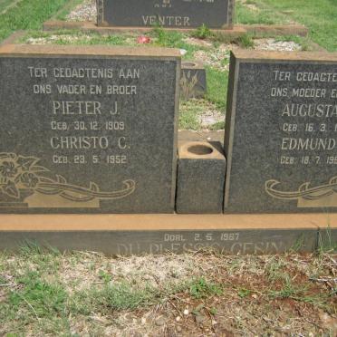 PLESSIS Pieter J., du 1909-1967 &amp; Augusta J. 1914-1967 :: DU PLESSIS Christo C. 1952-1967 :: DU PLESSIS Edmund I. 1956-1967