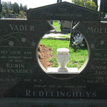 REDELINGHUYS Rubin Bernadus 1931-1989 &amp; Amorentia Jacomina MALAN 1935-1989