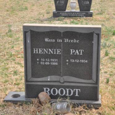 ROODT Hennie 1931-1998 &amp; Pat 1934-