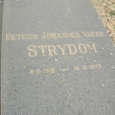 STRYDOM Petrus Johannes Vrede 1918-1973