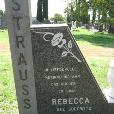 STRAUSS Rebecca nee SOLOWITZ 1921-1995