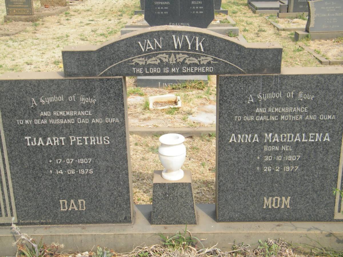 WYK Tjaart Petrus, van 1907-1975 &amp; Anna Magdalena NEL 1907-1977