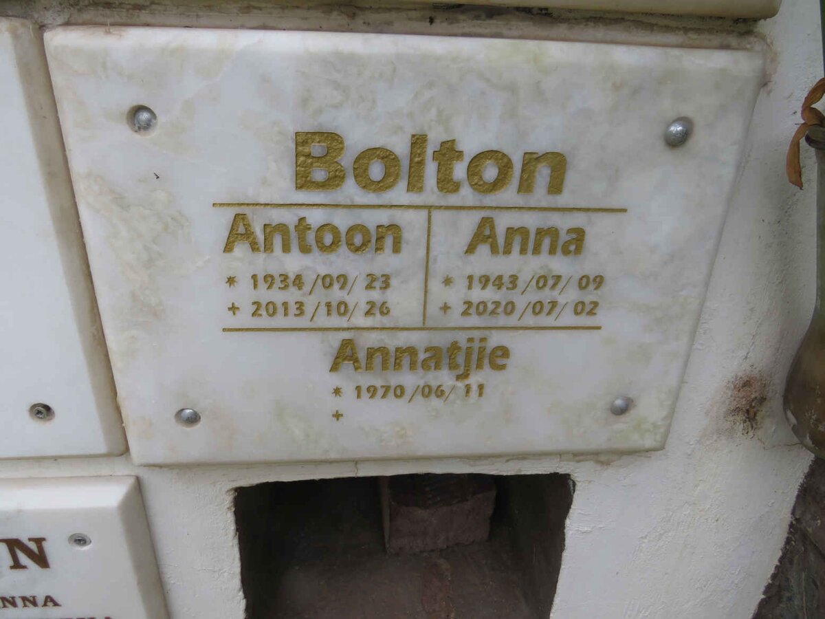 BOLTON Antoon 1934-2013 & Anna 1943-2020 :: BOLTON Annatjie 1970-