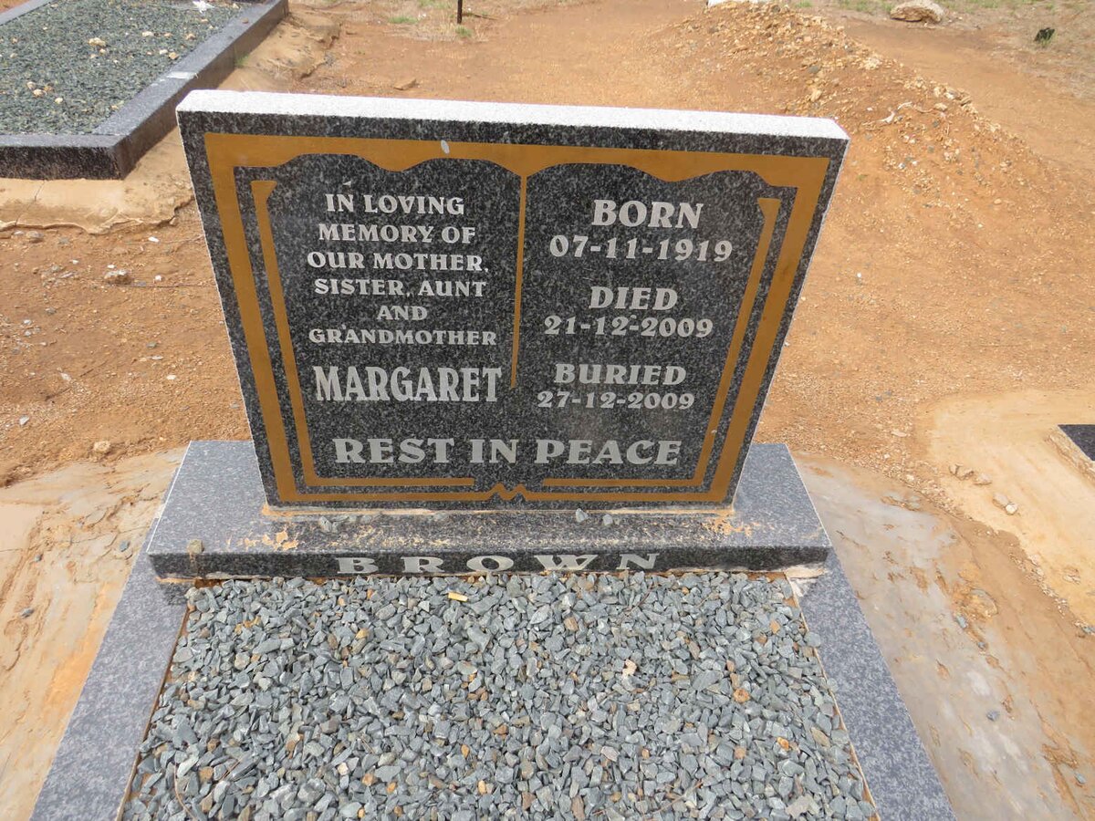 BROWN Margaret 1919-2009