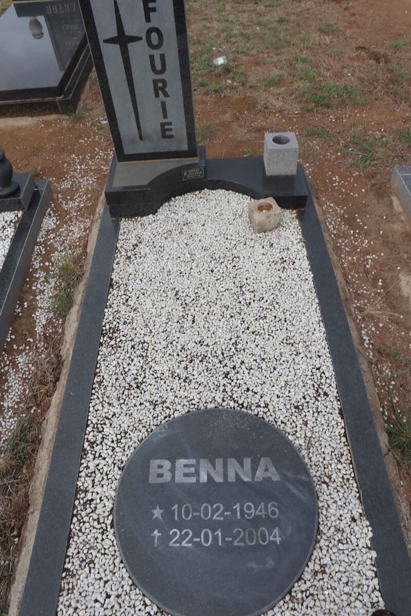 FOURIE Benna 1946-2004 _1