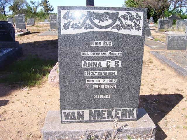 NIEKERK Anna C.S., van nee HOLTZHAUSEN 1887-1970