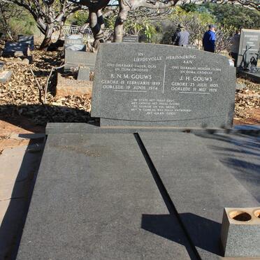 GOUWS R.N.M. 1899-1974 & J.H. 1903-1978