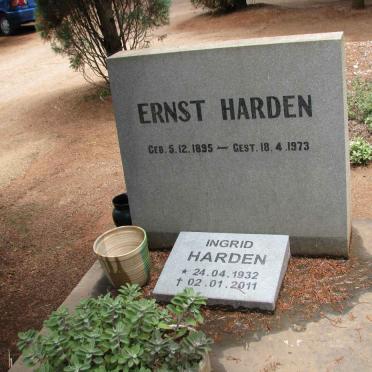 H - Vanne :: Surnames - H