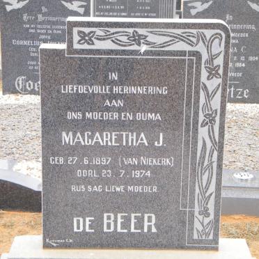BEER Magaretha J., de nee VAN NIEKERK 1897-1974