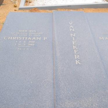 NIEKERK Christiaan P.,van 1908-1982 &amp; Magrietha J. 1912-1991
